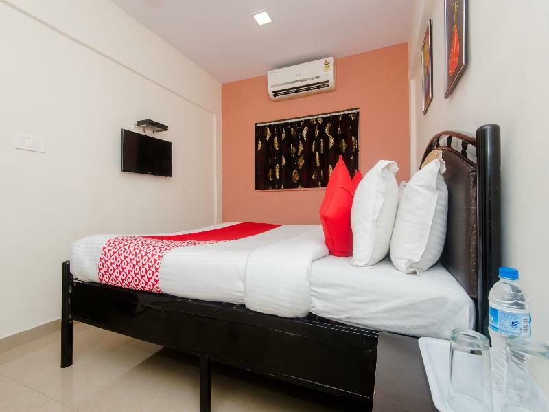 Oyo Flagship 756 Hotel Sarang Heritage Nova Bombaim Exterior foto