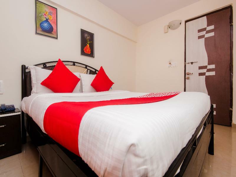 Oyo Flagship 756 Hotel Sarang Heritage Nova Bombaim Exterior foto