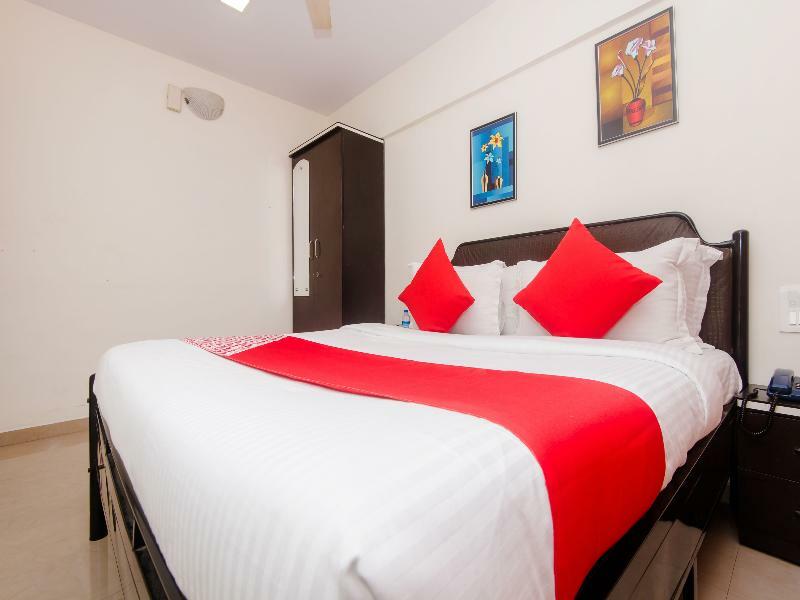 Oyo Flagship 756 Hotel Sarang Heritage Nova Bombaim Exterior foto